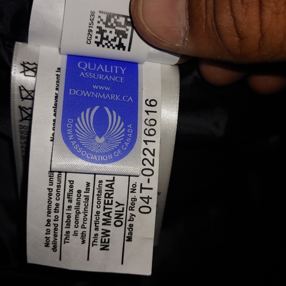 Canada Goose jacket. Size large - Picture 6 of 8